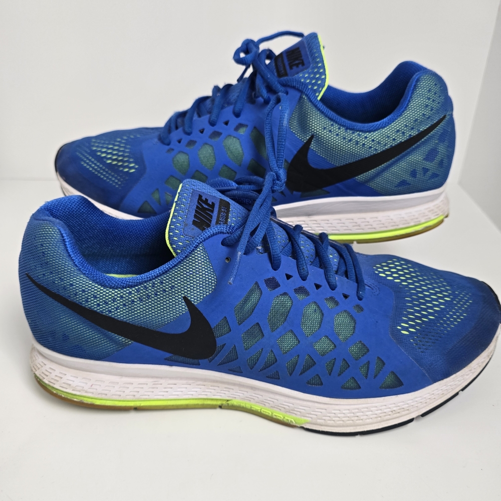 Nike Air Zoom Pegasus 31 Blue and Black Running Shoes